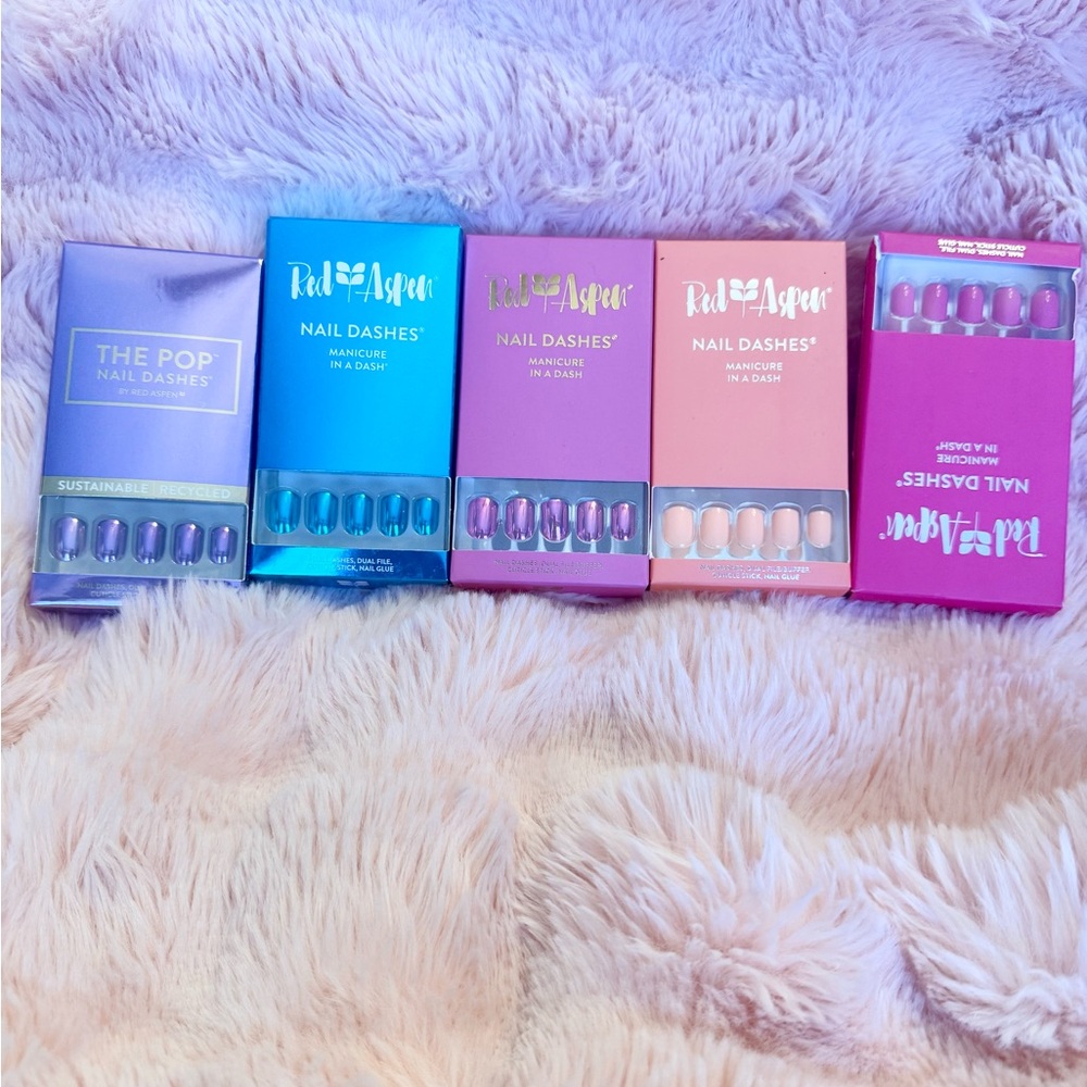Colorful Nail Dashes Set